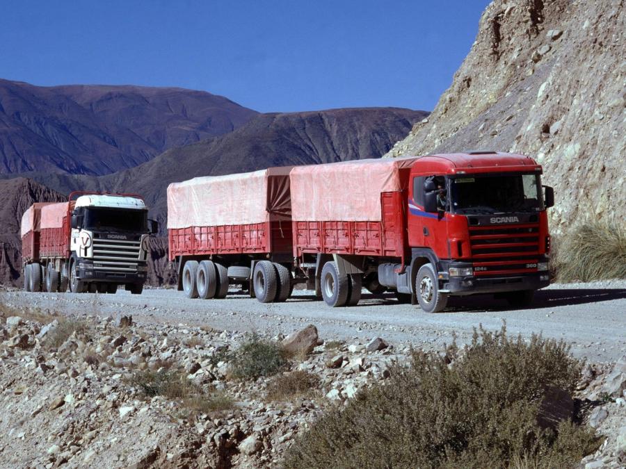  Scania R124G 360 4x2 1995 года  (фото 2 из 3)